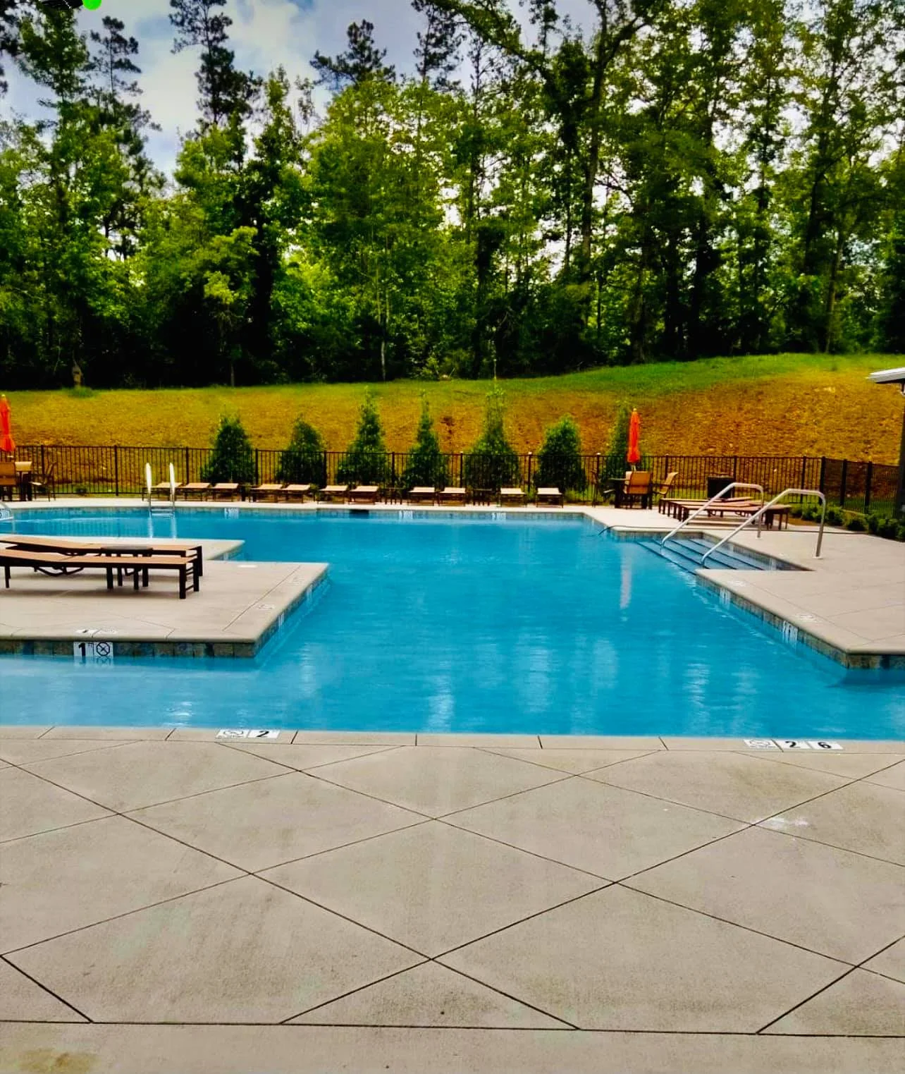 Commercial Pools and Spas