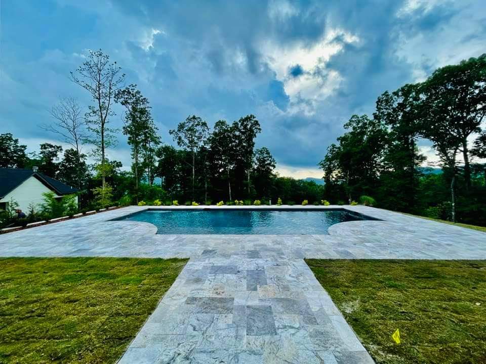 649_gunite_swimming_pool.jpg