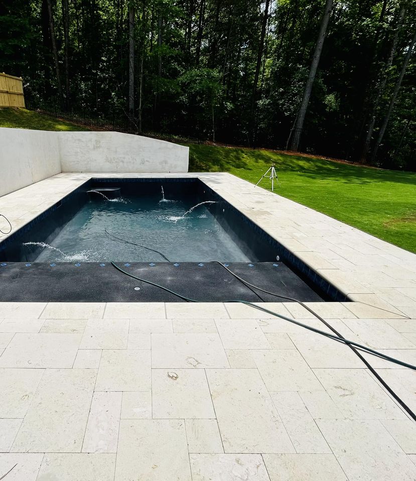 651_gunite_swimming_pool.jpg