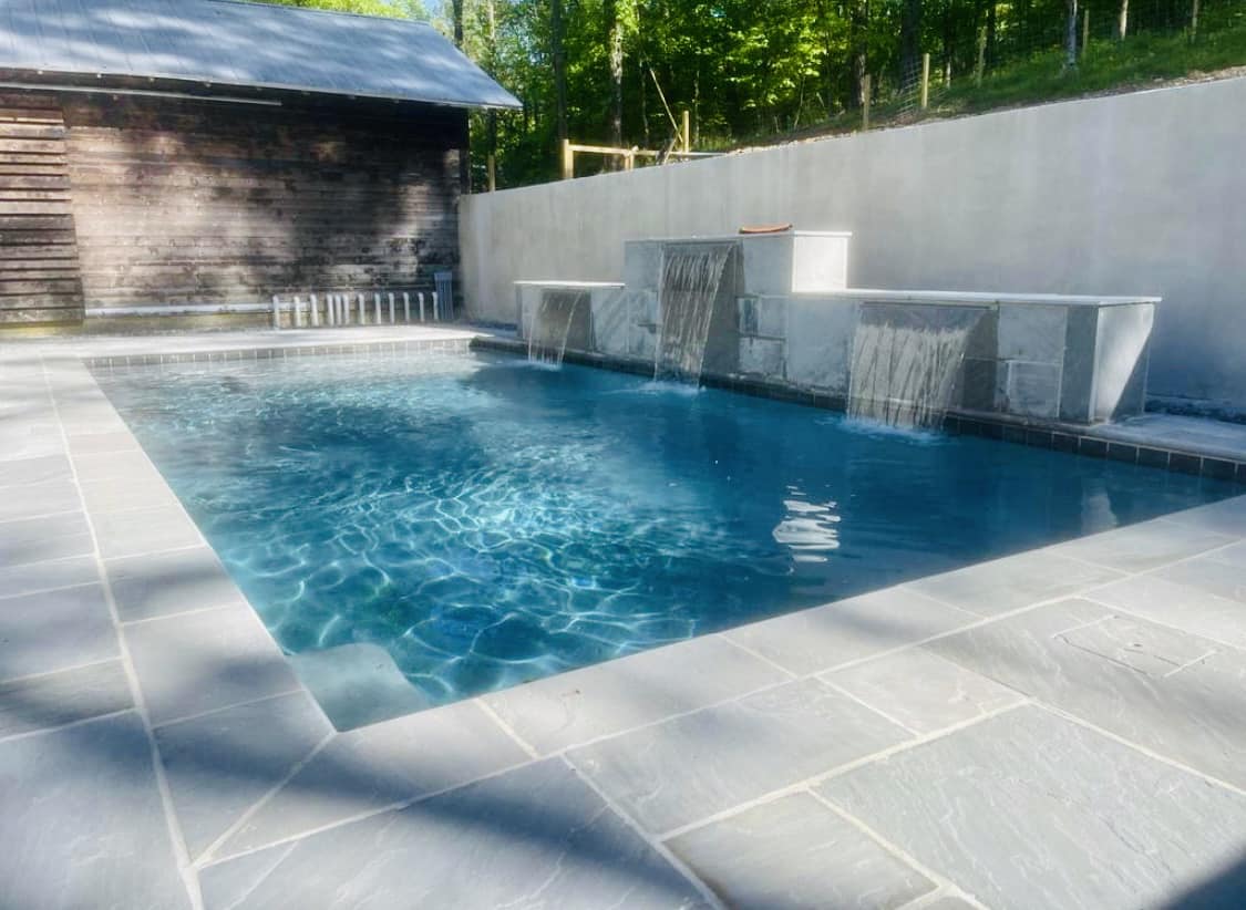 655_gunite_swimming_pool.jpg